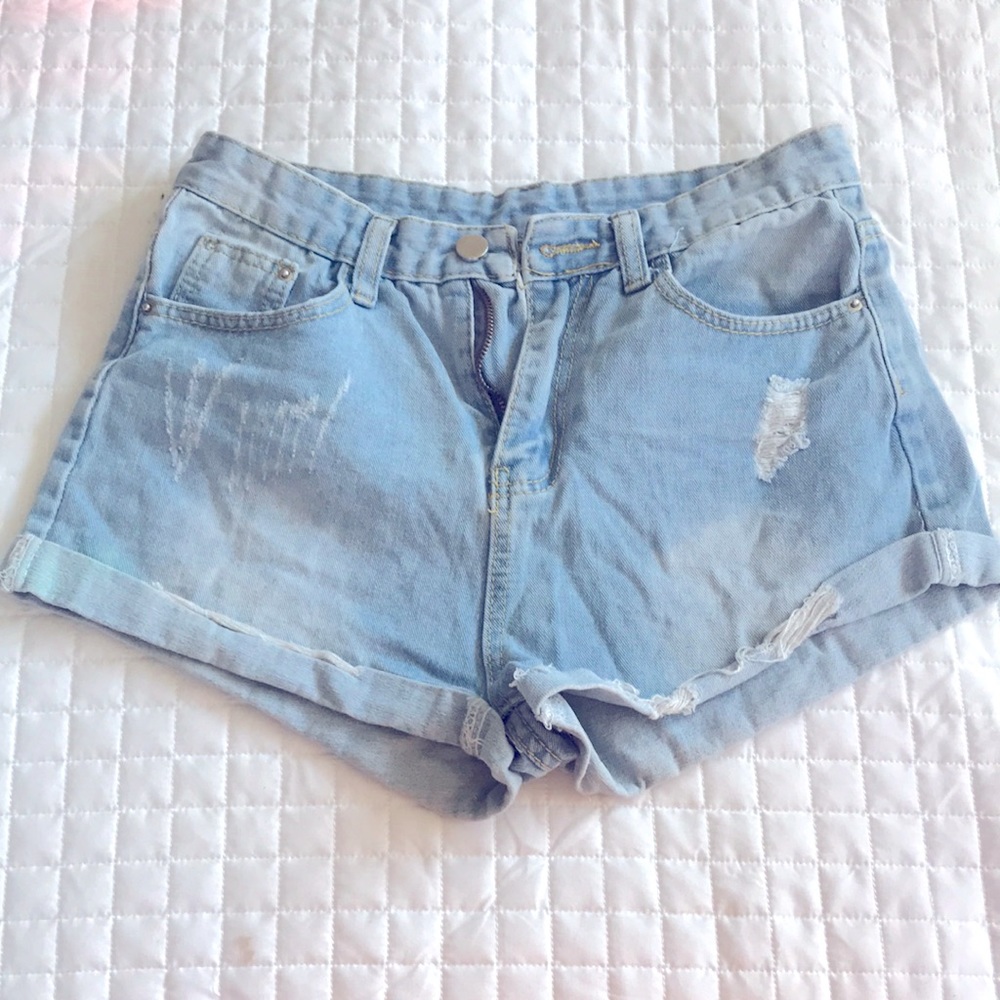 Light blue denim short shorts high waisted